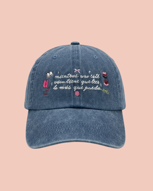 Gorra viviendo y leyendo 💫